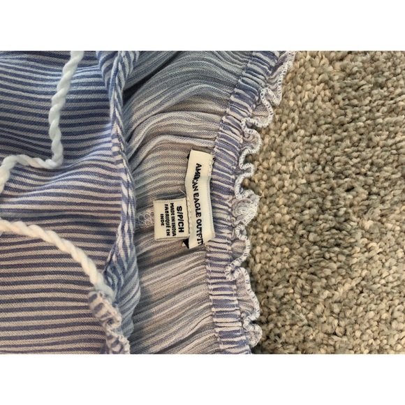 ‼️SOLD AE off the shoulder top - Picture 3 of 3